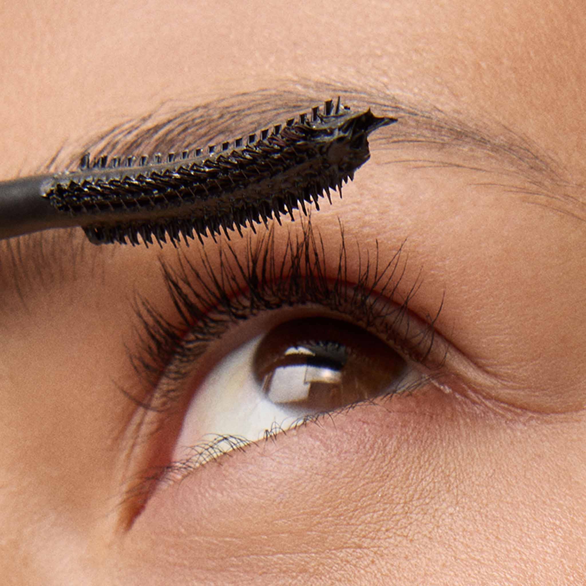 Grand Entrance Mascara - Image 4